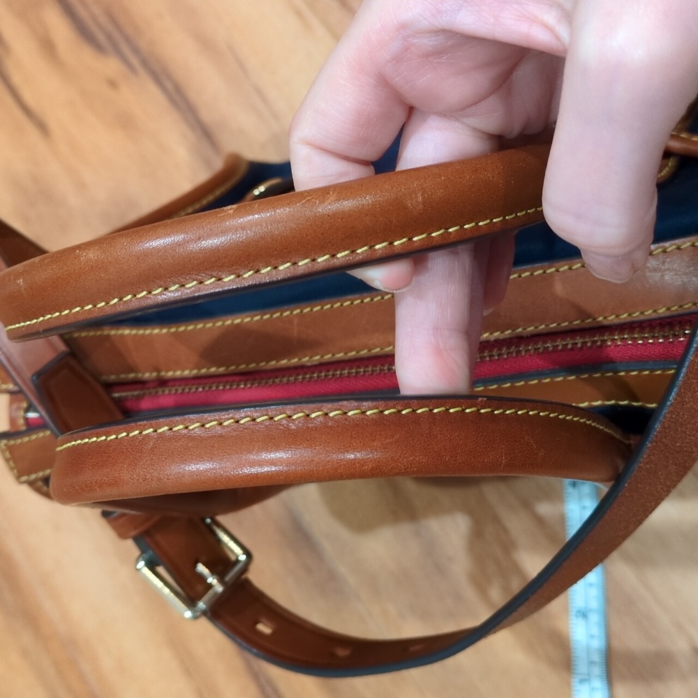 Dooney & Bourke Navy 🔵 Wayfarer Satchel Camden Collection crossbody purse - Picture 4 of 16
